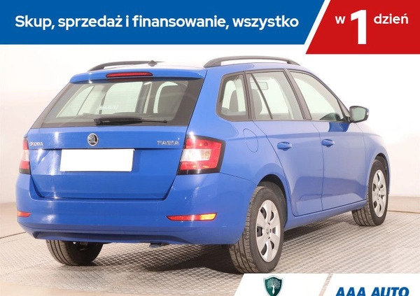 Skoda Fabia cena 33000 przebieg: 137602, rok produkcji 2018 z Lądek-Zdrój małe 277